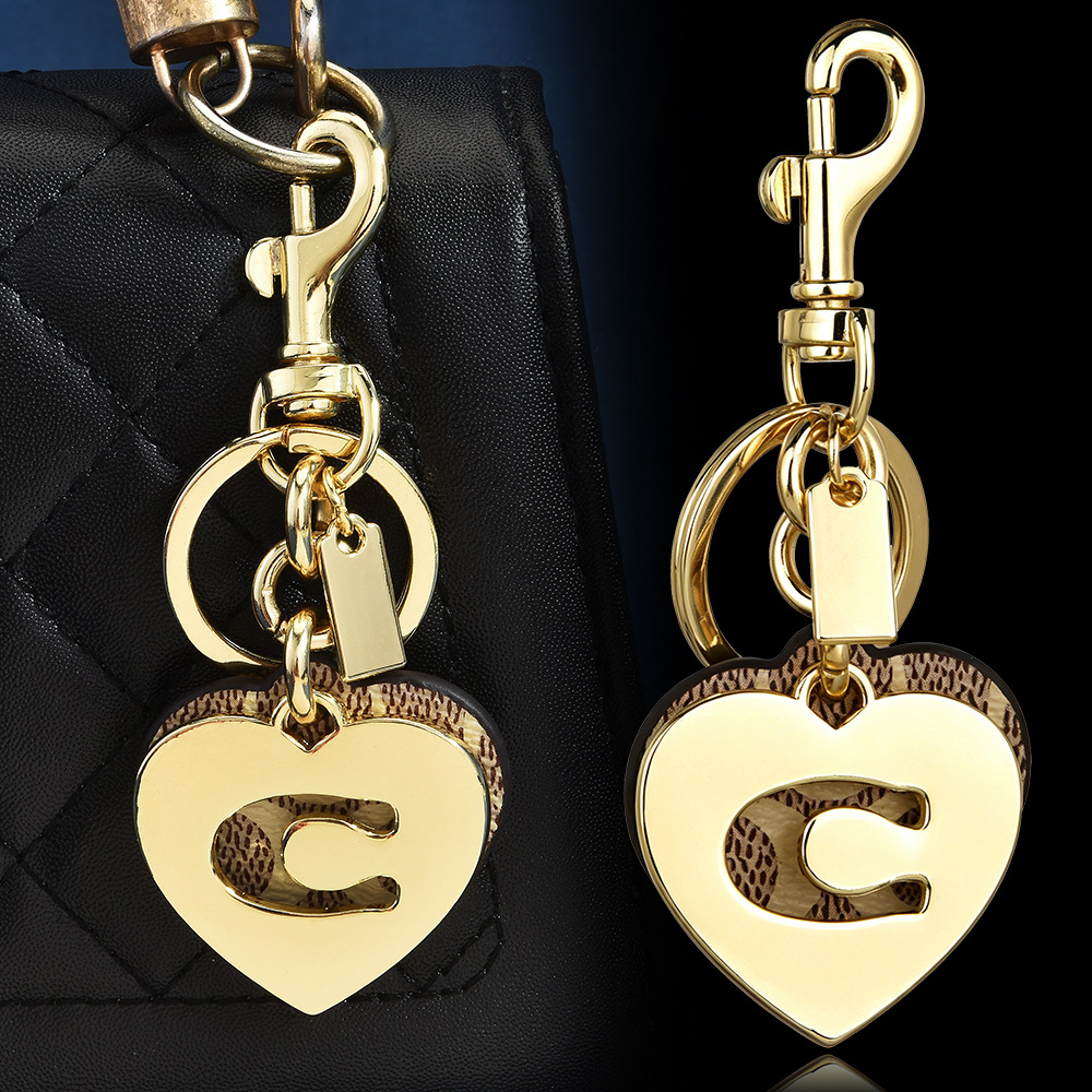Initial C Monogram Bag Charm K - đánh giá và giá Monogram Keychain Leather
